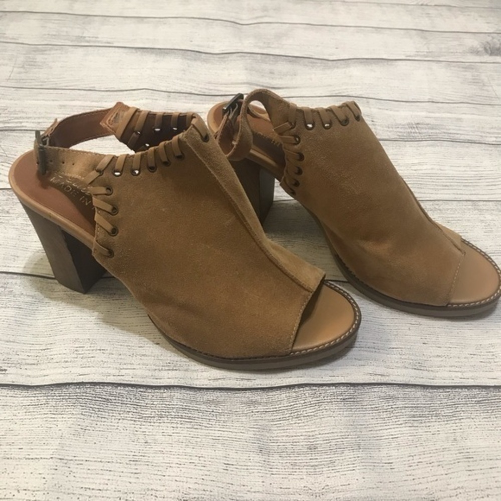 Bella Vita Ora Italy Suede Peep Toe Sling …